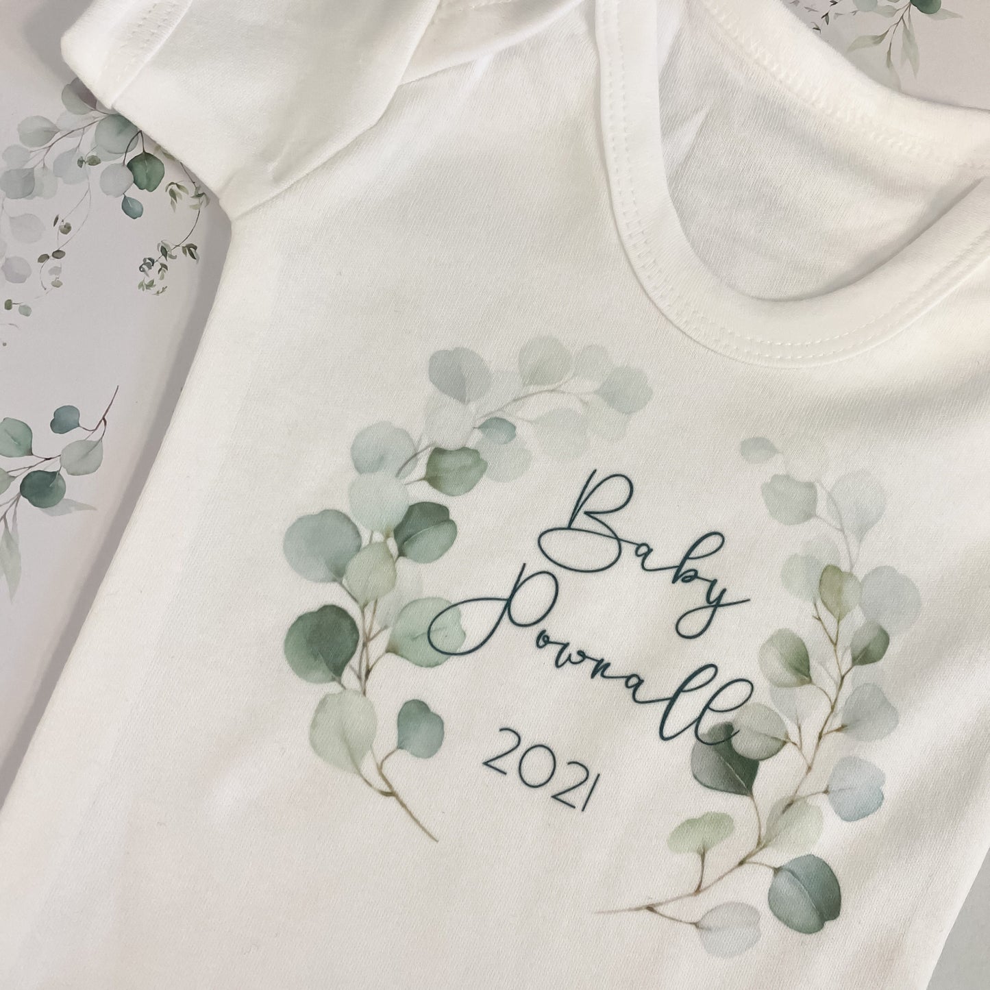 Pregnancy announcement, pregnancy gift, personalised baby vest, bodysuit, baby shower gift, unisex baby gift