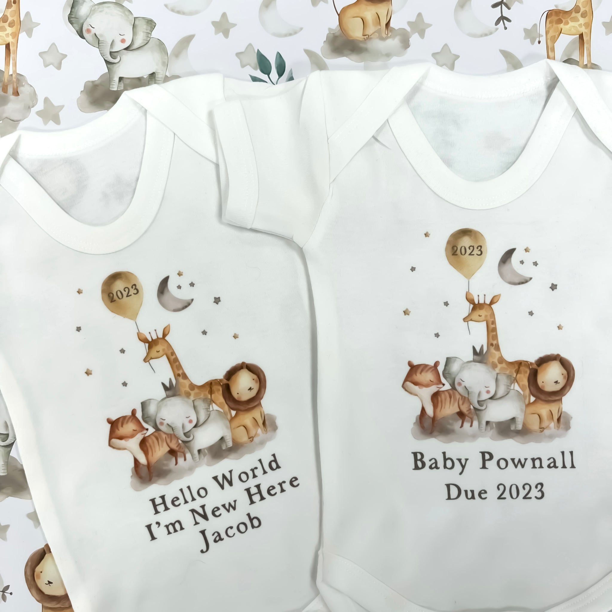 Pregnancy announcement, pregnancy gift, personalised baby vest, Safari Balloon