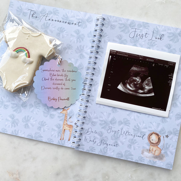 Pregnancy Journal, Pregnancy Planner, Pregnancy Diary, safari, Baby Book, Pregnancy Gift, Pregnancy Milestone, pregnancy announcement